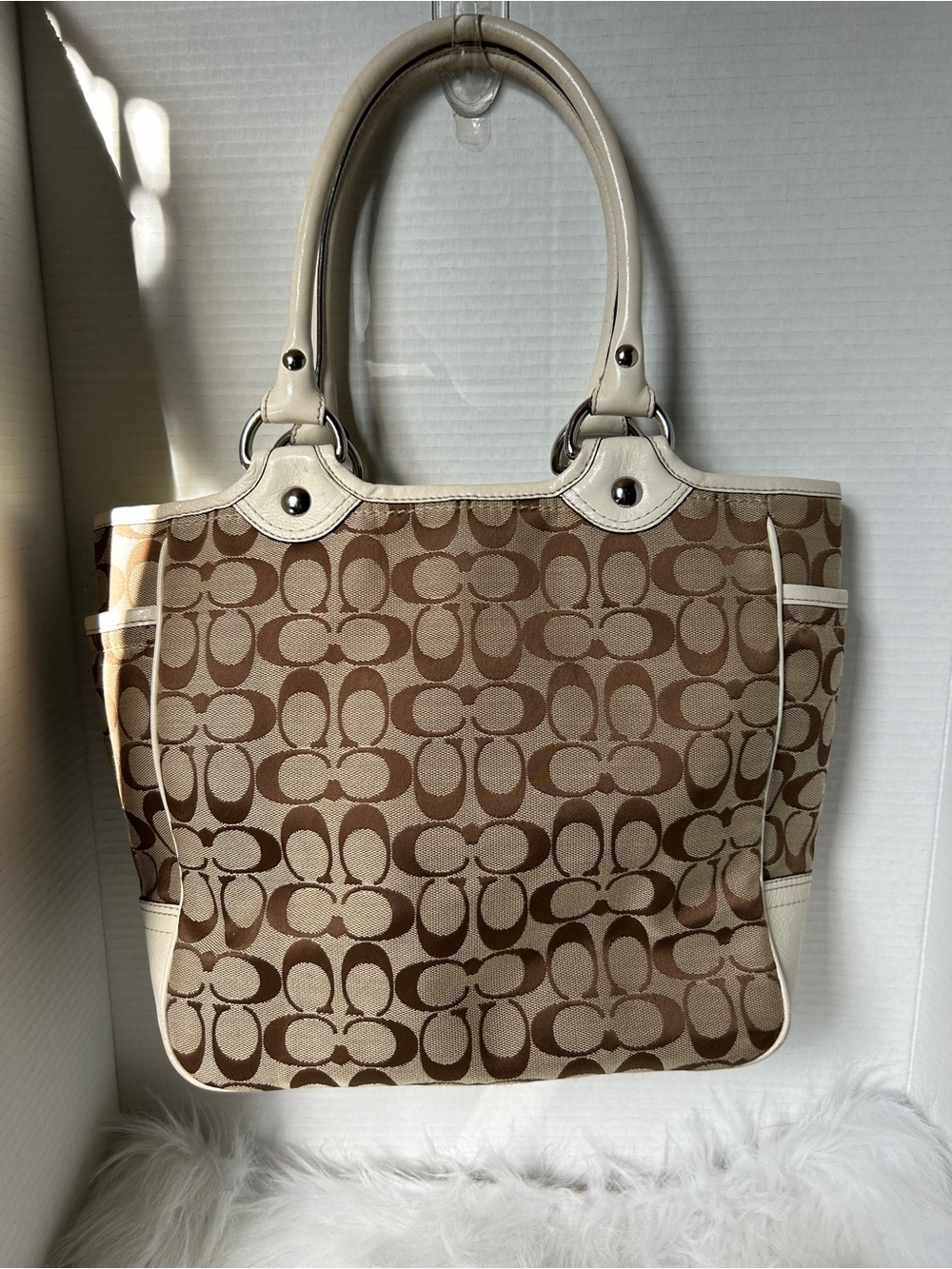 Coach Bleeker Daisy Appliqué Tote Bag in Beige/White/Green - Picture 2 of 12